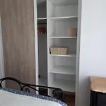 Apartament T2 Renove Avec Place Parking Prive *