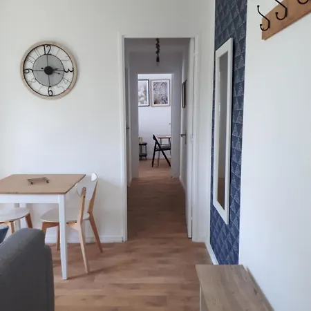 T2 Renove Avec Place Parking Prive *