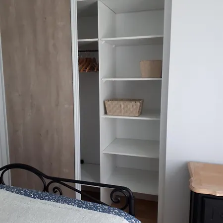 Apartman T2 Renove Avec Place Parking Prive *