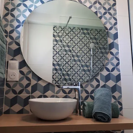 Apartamento T2 Renove Avec Place Parking Prive Manosque