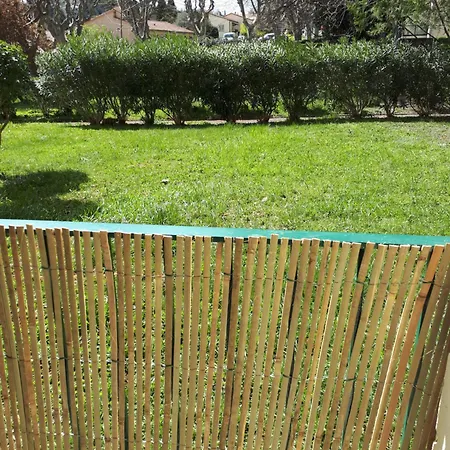 Apartman T2 Renove Avec Place Parking Prive Manosque