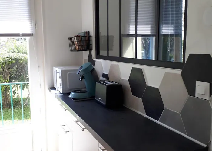 T2 Rénové Avec Place Parking Privé Apartmán *