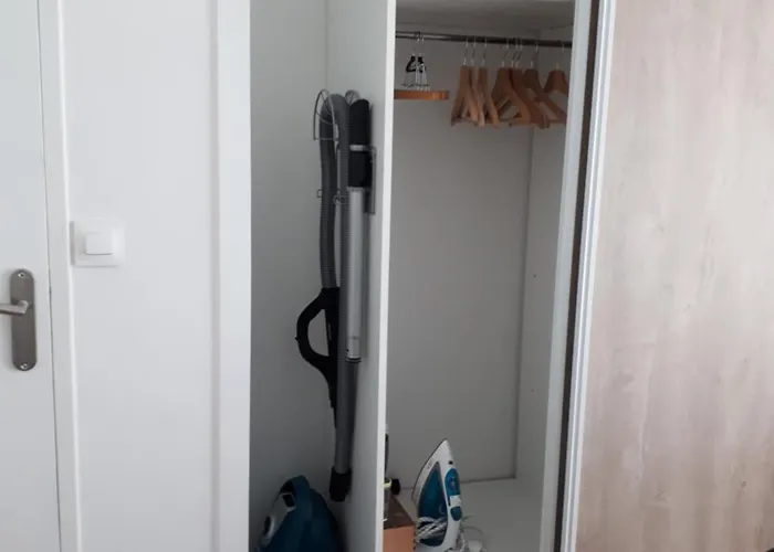 T2 Rénové Avec Place Parking Privé Apartmán